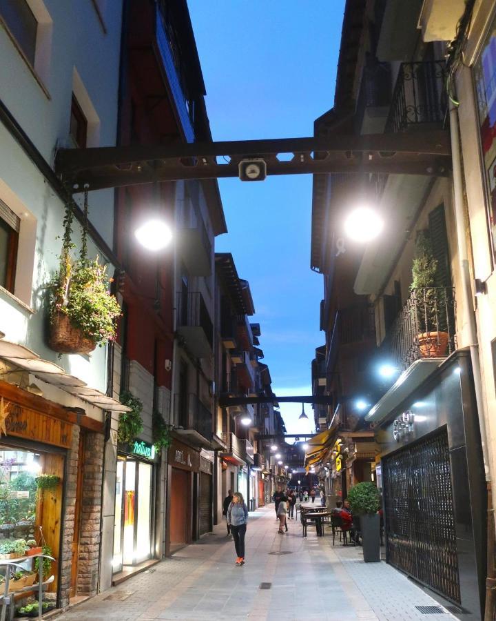 Apartamento En El Centro De Puigcerdà Esterno foto