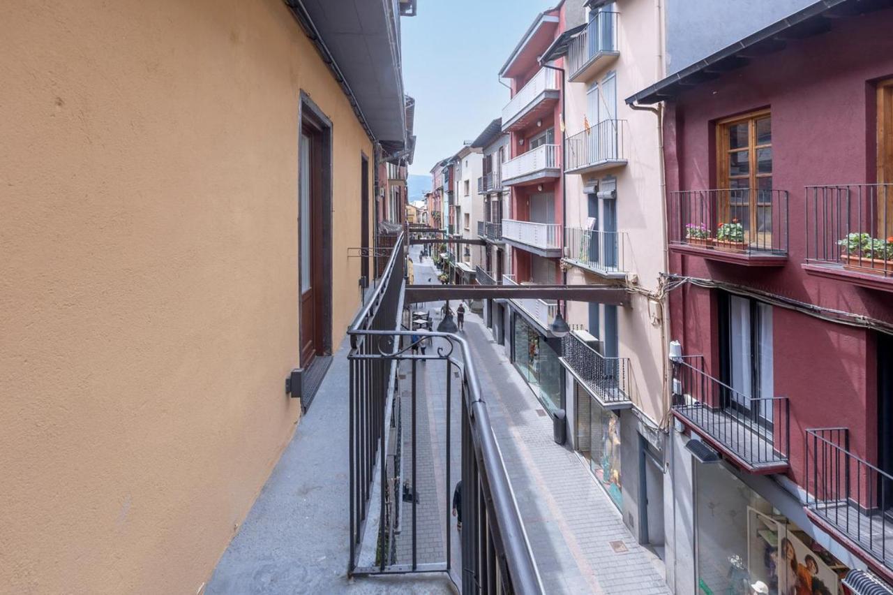 Apartamento En El Centro De Puigcerdà Esterno foto